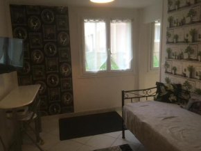 APPARTEMENT 3 LITS Parking Proche Rouen Dock